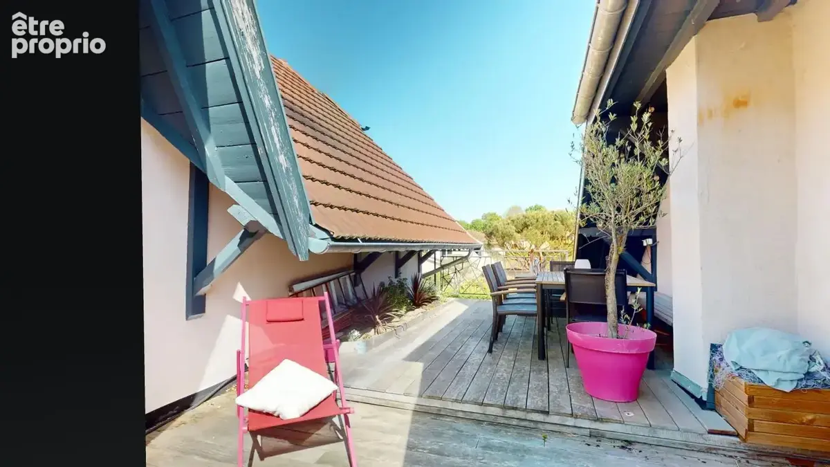 Bel appartement Duplex T6 avec terrasse à ciel ouvert d'environ 50m2 et balcon - photo 4