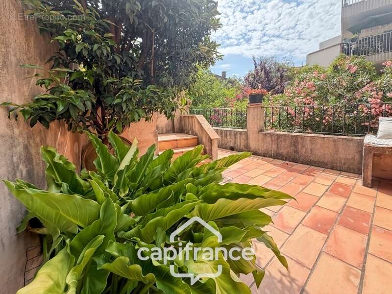 Maison à HYERES