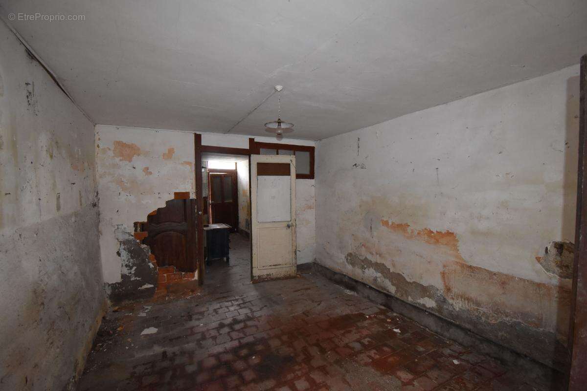 Maison à COSNE-COURS-SUR-LOIRE