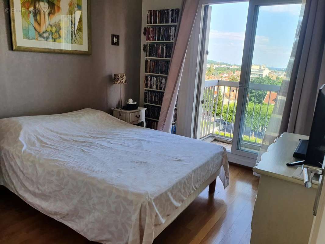 Appartement à VILLEMOMBLE