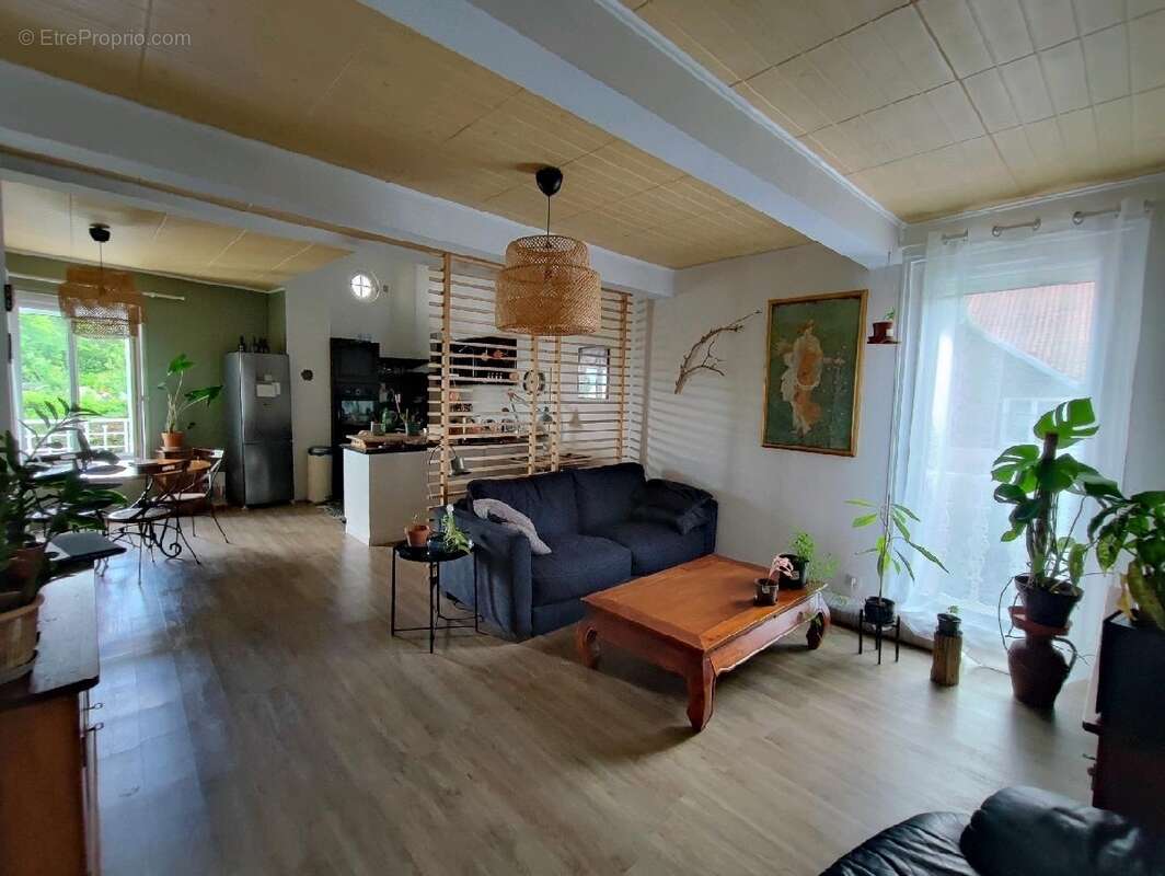 Appartement à HEROUVILLE