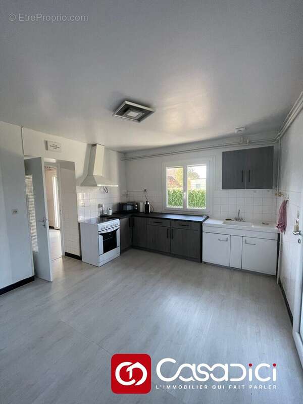 Maison à CHANTENAY-SAINT-IMBERT