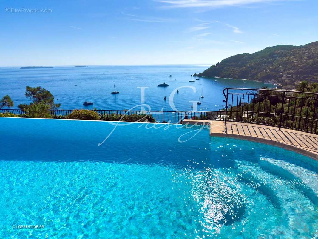 Maison à THEOULE-SUR-MER