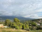 Terrain à PEYMEINADE