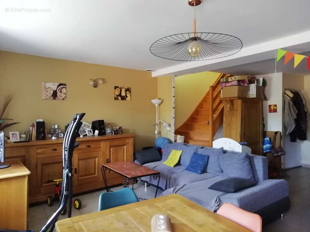 Maison à BEAUFORT-SUR-GERVANNE