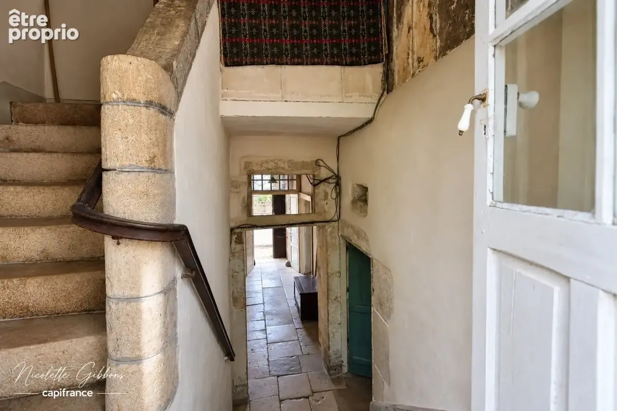 Demeure de caractère à rénover au cœur de Turenne, un des Plus Beaux Villages de France - photo 12