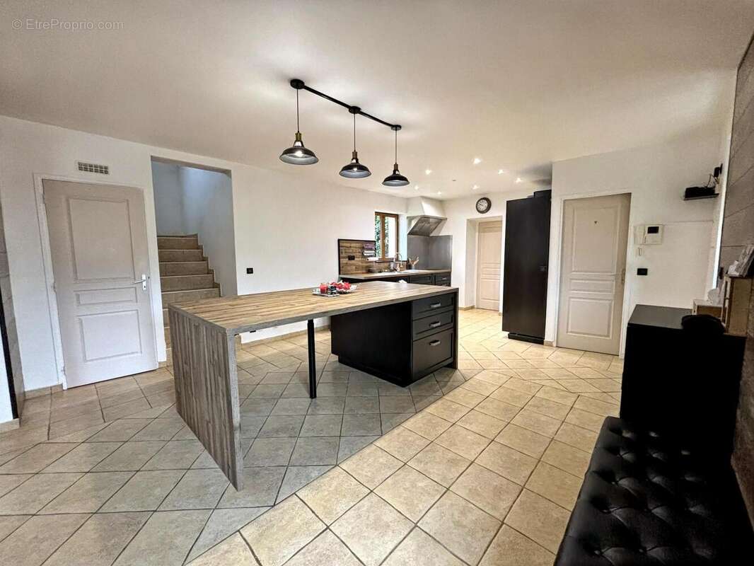 Photo 4 - Maison à CHAMBEUGLE