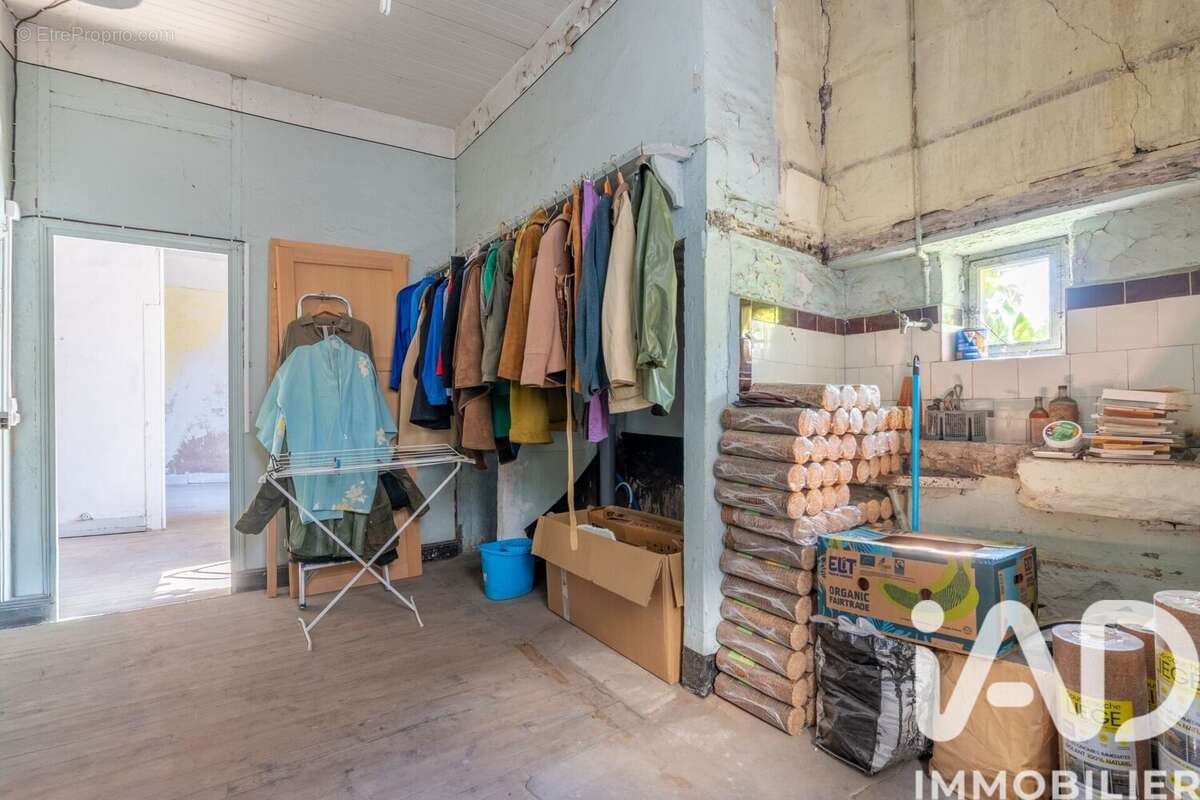 Photo 9 - Maison à LIVINHAC-LE-HAUT