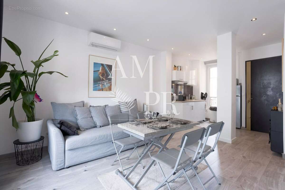 A deux pas des plages - Cannes Arrière Croisette - Appartement 2 pièces de 40m2 - Aperçu Mer - photo 6