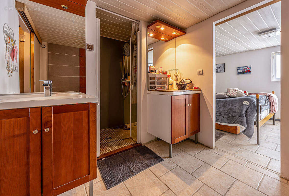 Grande maison familiale à Bessines ! - photo 5