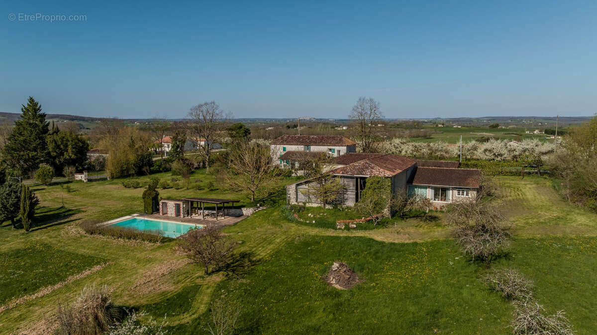 Maison à VILLENEUVE-SUR-LOT