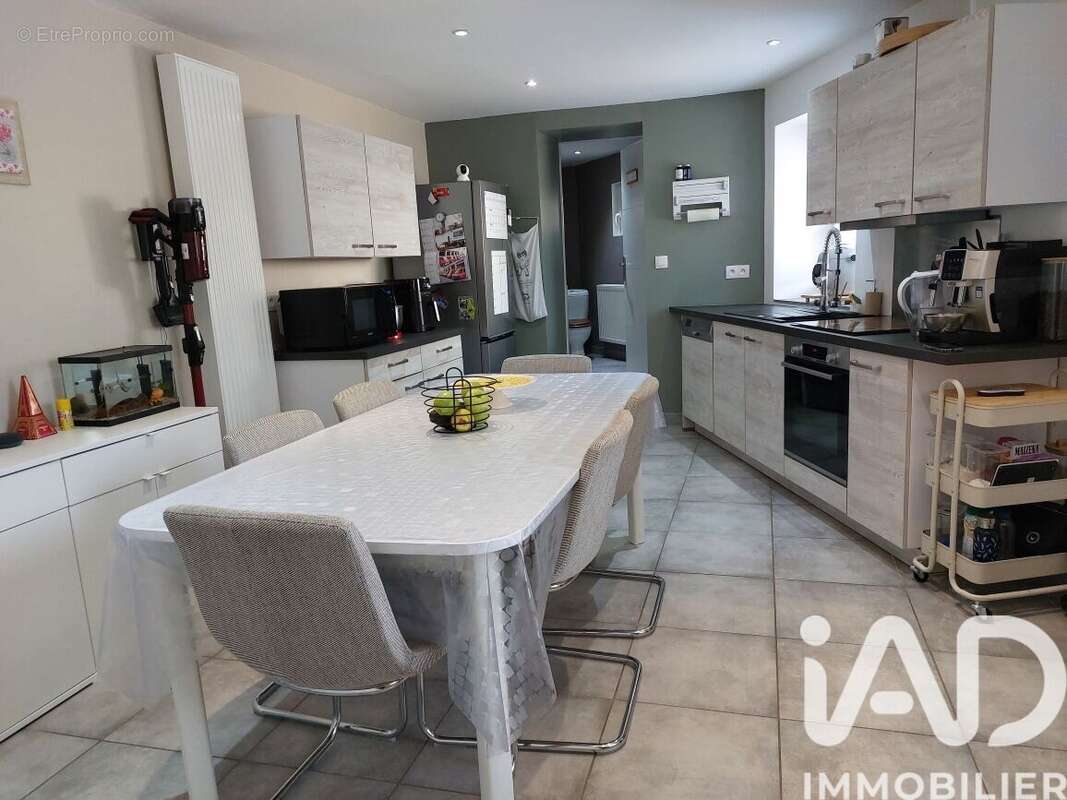 Maison 65 m² à Baslieux  - photo 4