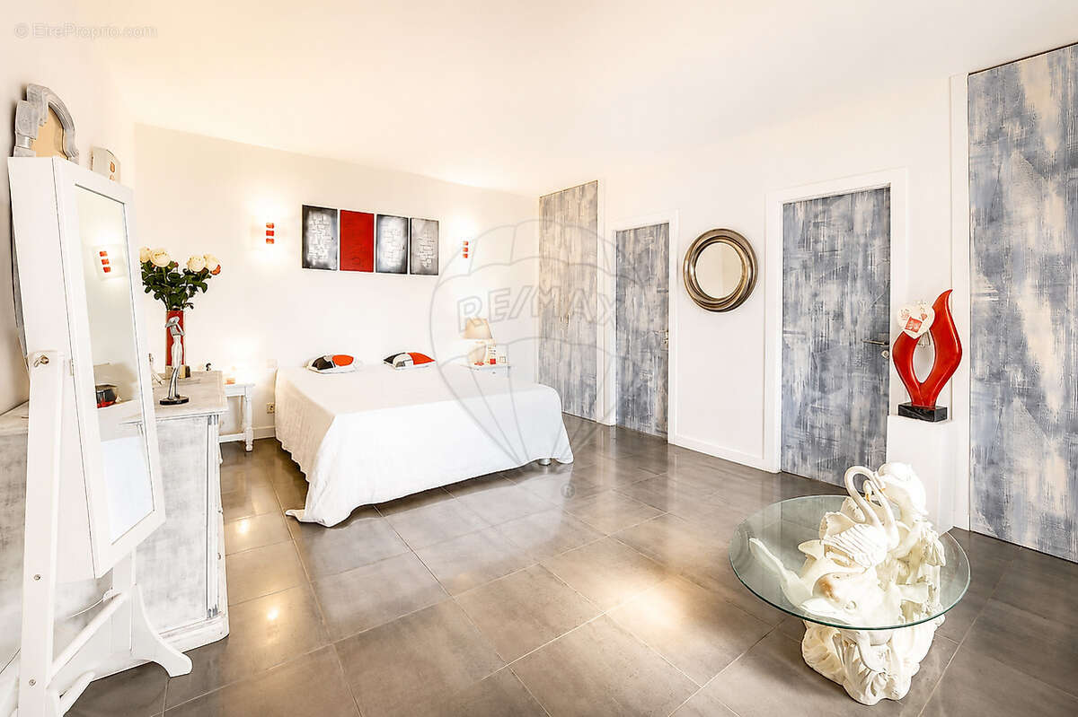 Maison à CAGNES-SUR-MER