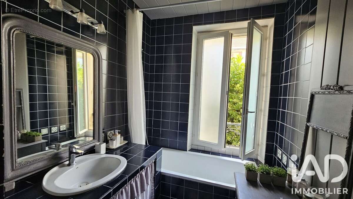 Photo 4 - Appartement à MAISONS-LAFFITTE