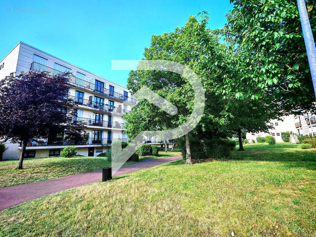 Appartement à L&#039;ISLE-ADAM