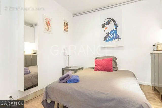Appartement à PARIS-10E
