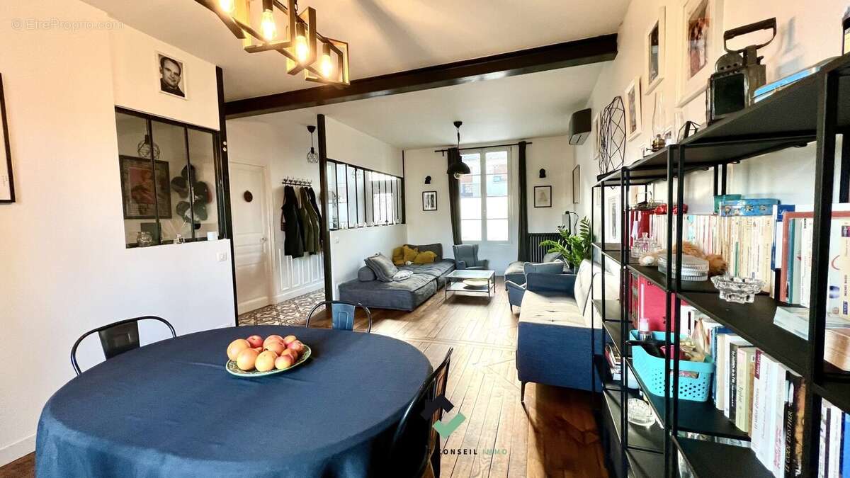 Maison à CHOISY-LE-ROI