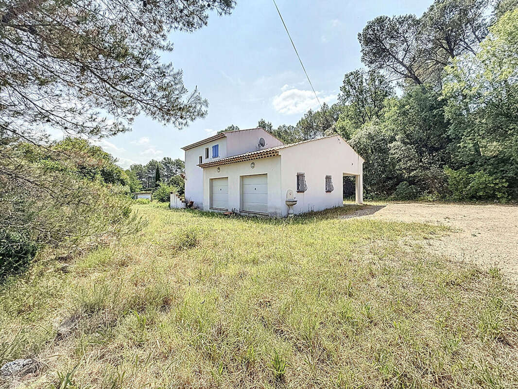 Maison à LORGUES
