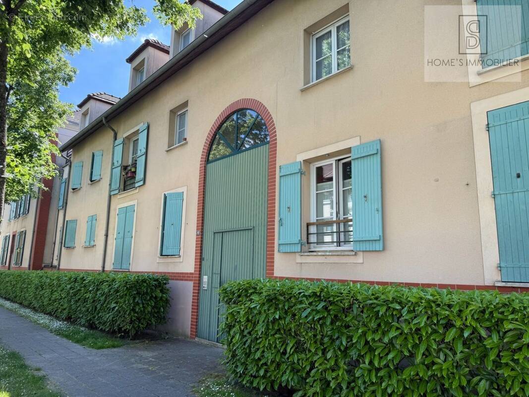 Appartement à SERRIS