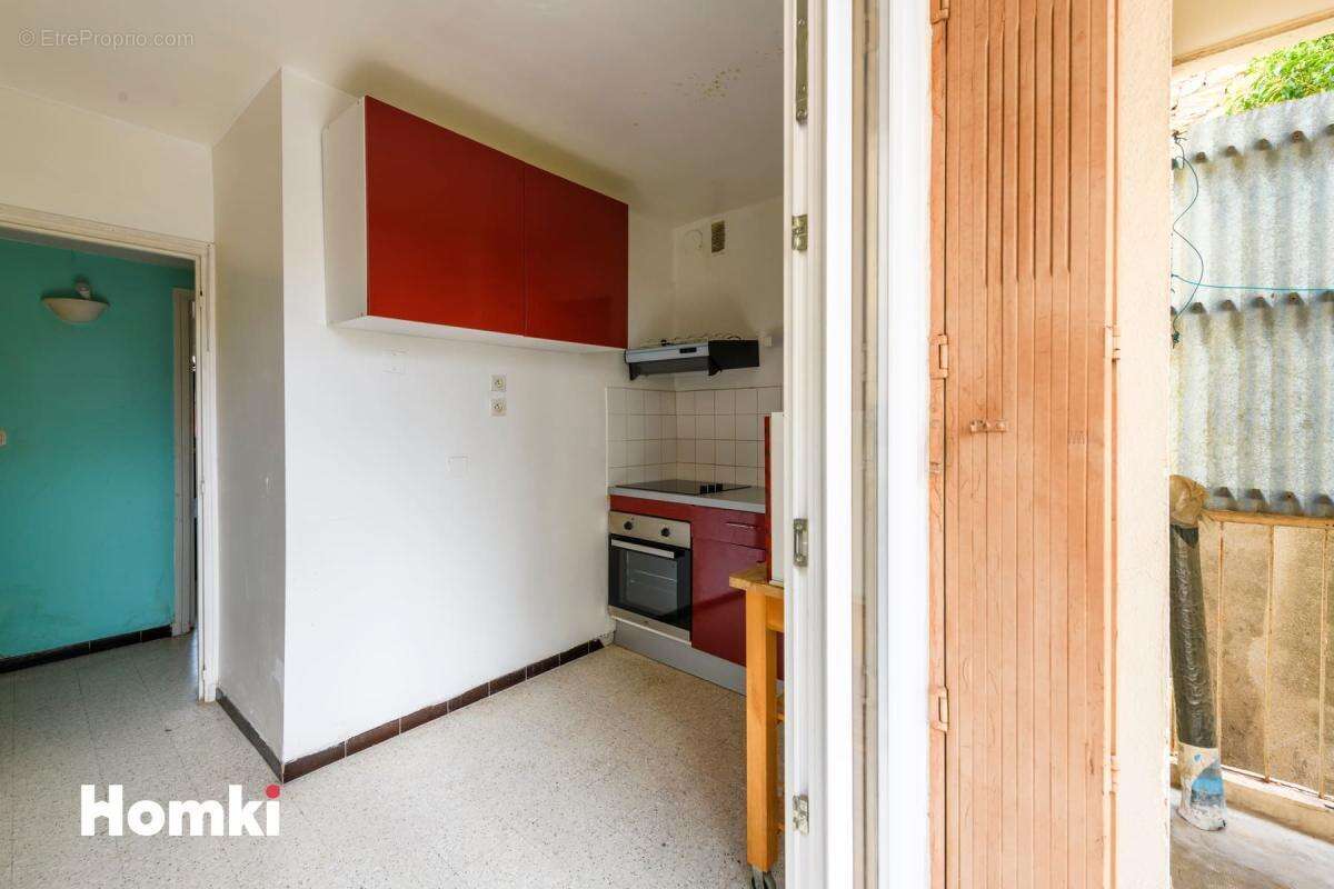 Appartement 3 pièces  de 67 m²  avec balcon à Nîmes, Rue Cordier - photo 10