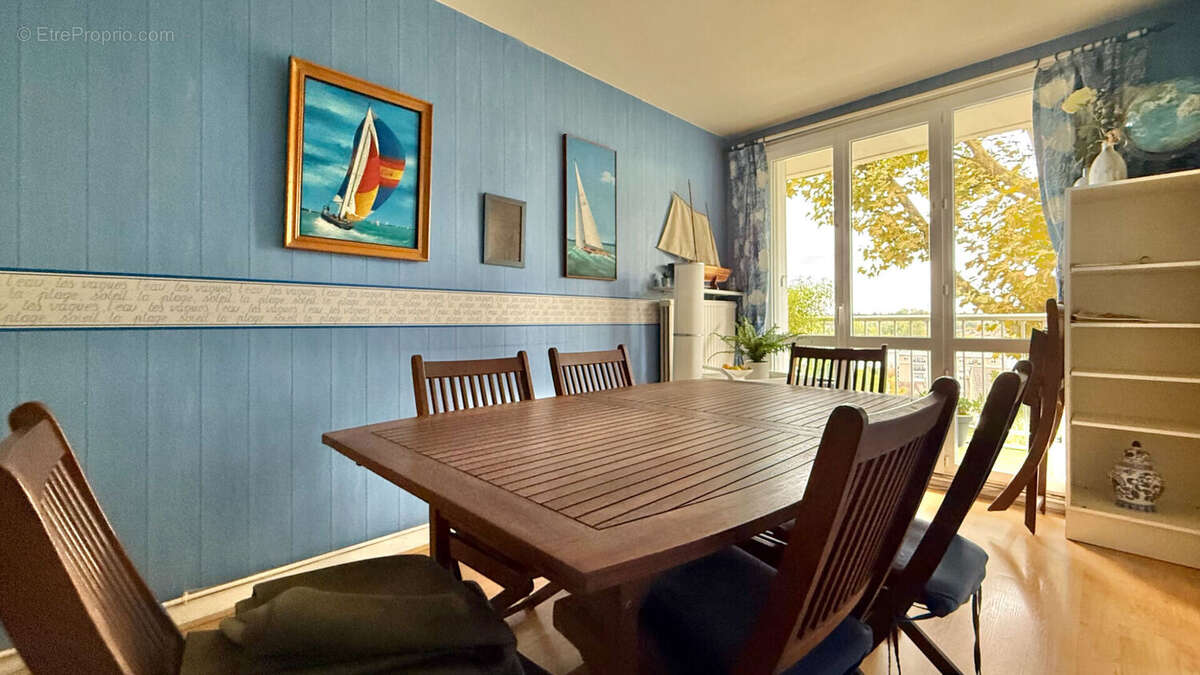 Appartement à CORBEIL-ESSONNES