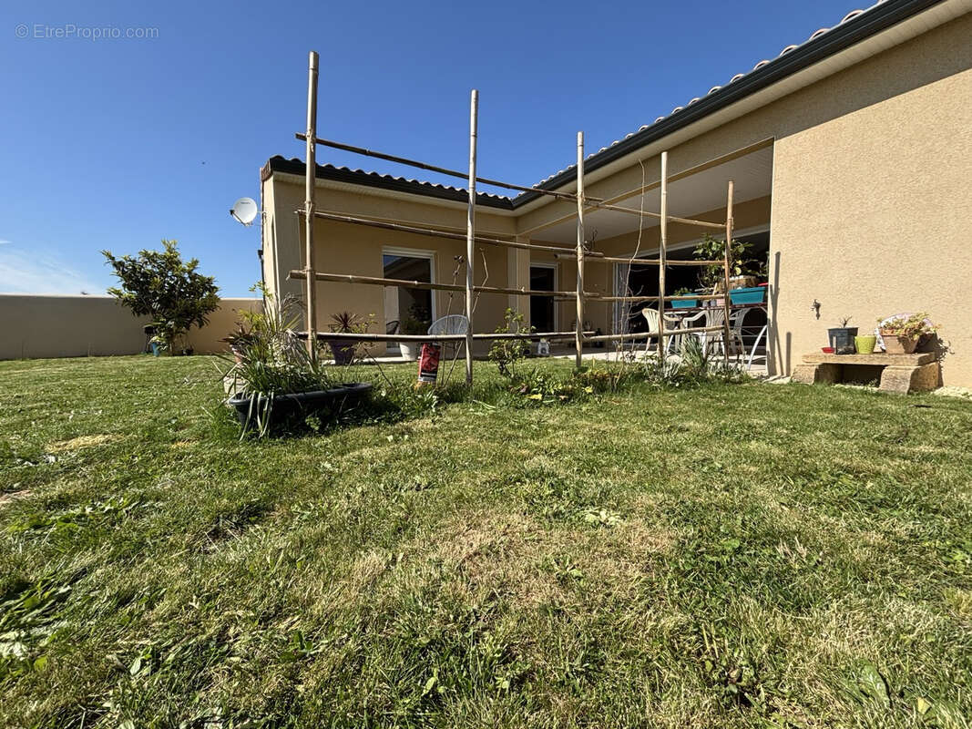 Maison à PORT-DES-BARQUES