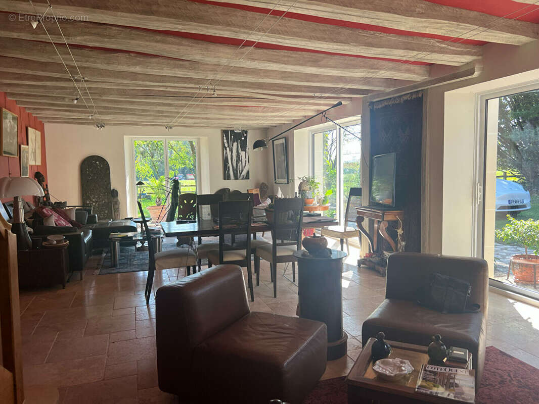 Maison à ARTANNES-SUR-INDRE