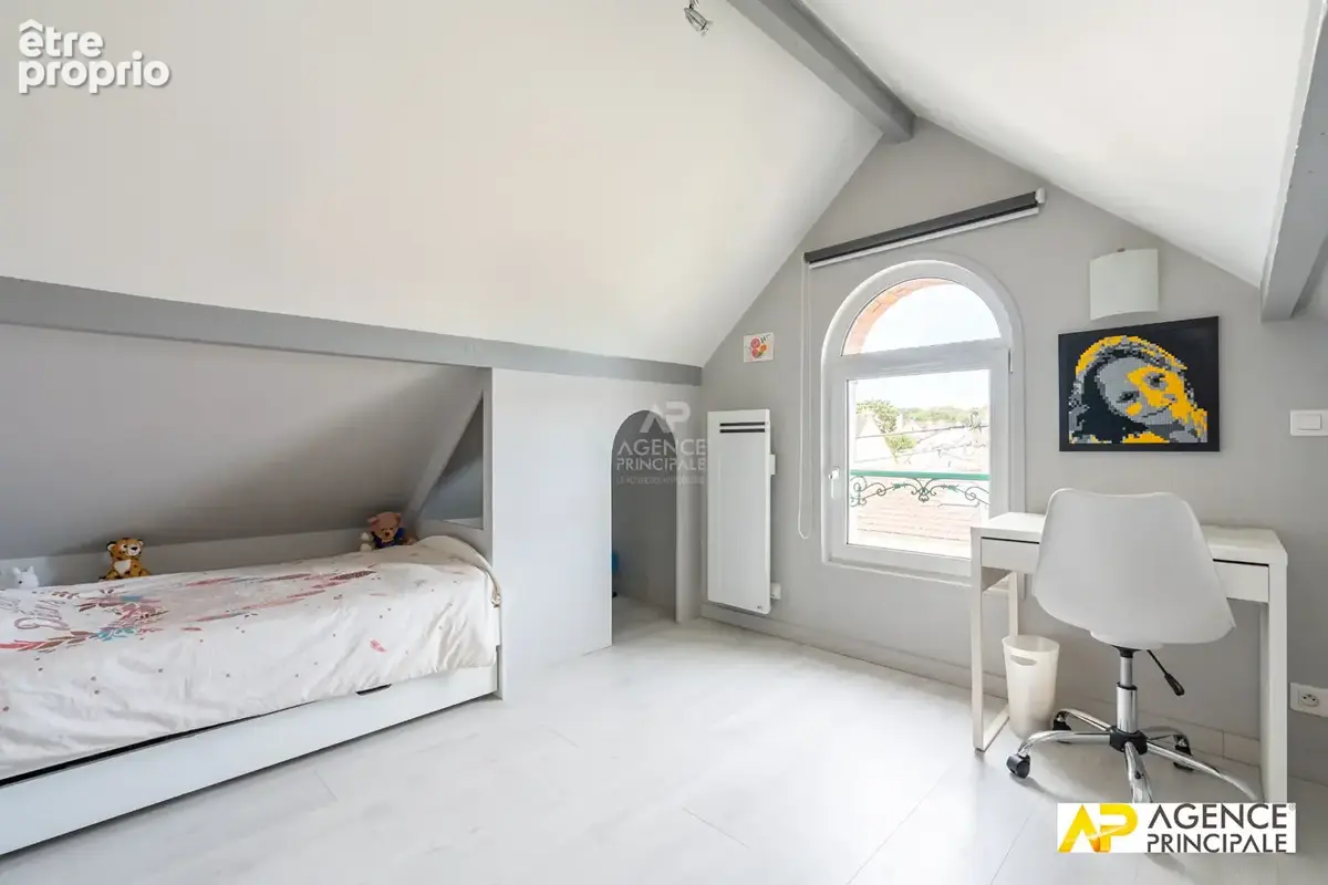 Maison  5 pièce(s) - photo 9