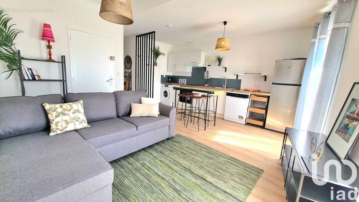 Photo 1 - Appartement à SAINT-LAURENT-DE-LA-SALANQUE