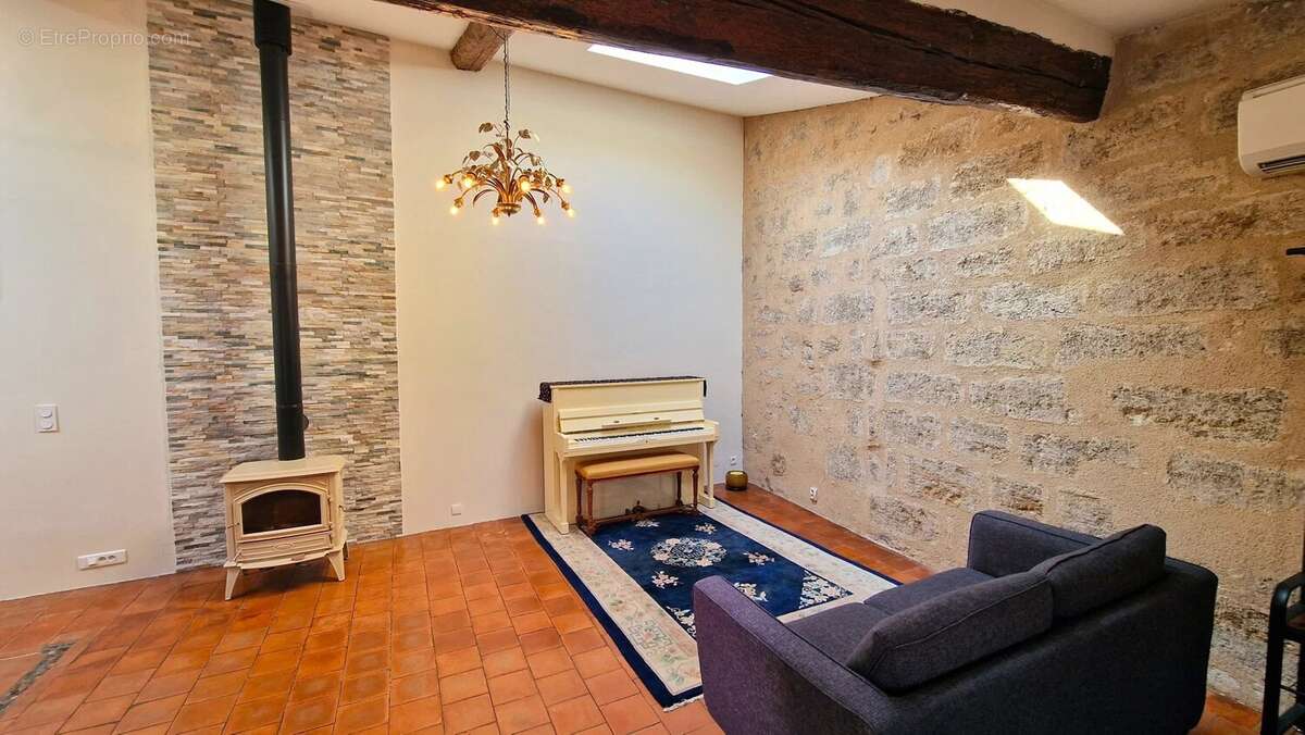Appartement élégant de 2 chambres au cœur de Pézenas – une opportunité rare - photo 7