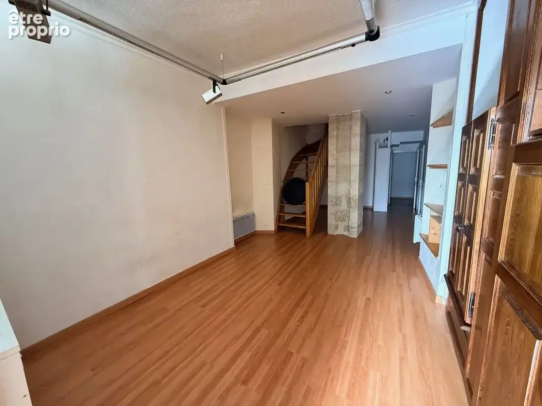 Appartement 285 m² à Auch  - photo 7