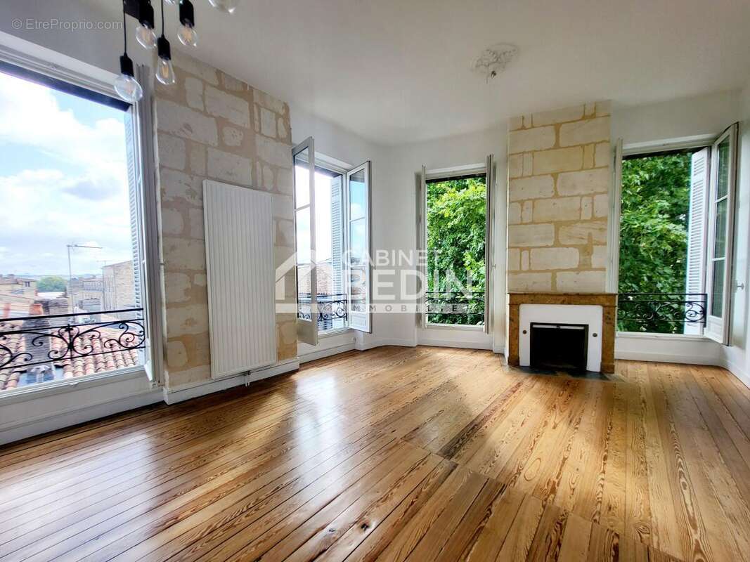 Appartement à BORDEAUX