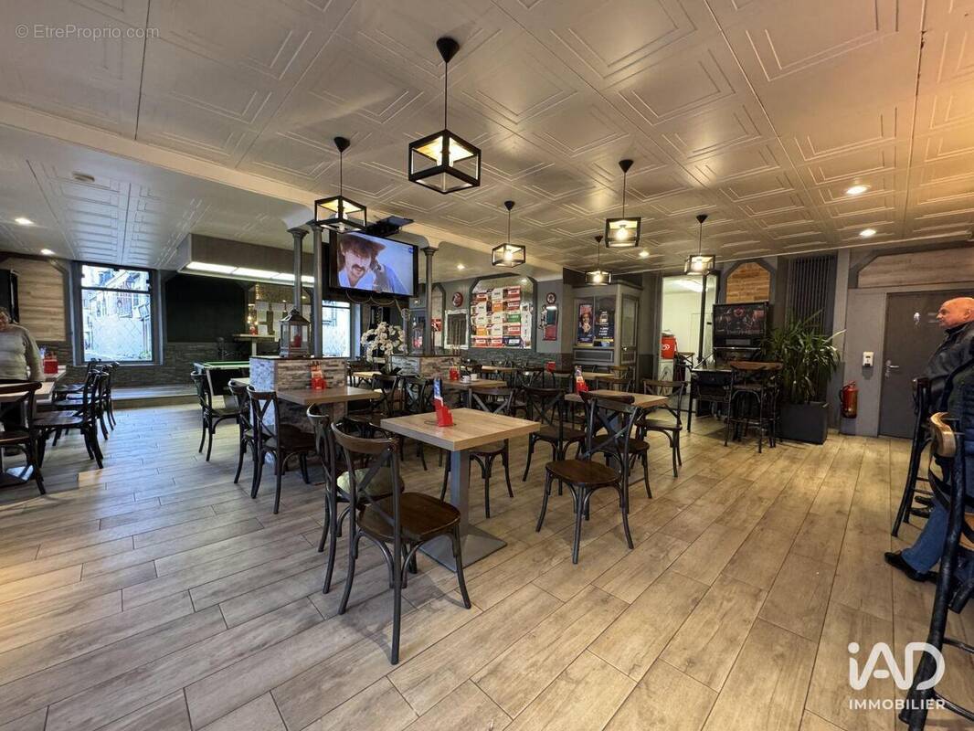 Photo 1 - Commerce à BONNEVAL