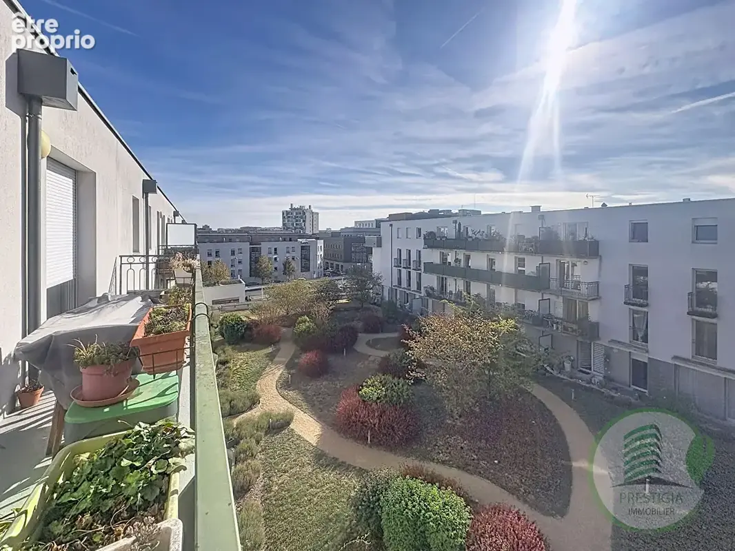 Reims clairmarais dernier étage f3 avec balcon et parking - photo 2
