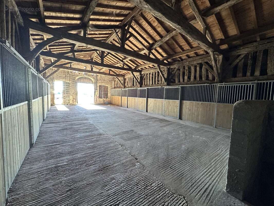 Maison à MONTPON-MENESTEROL