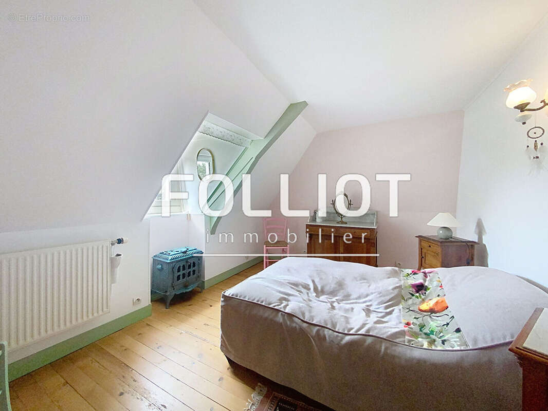 Maison à MENIL-HUBERT-SUR-ORNE