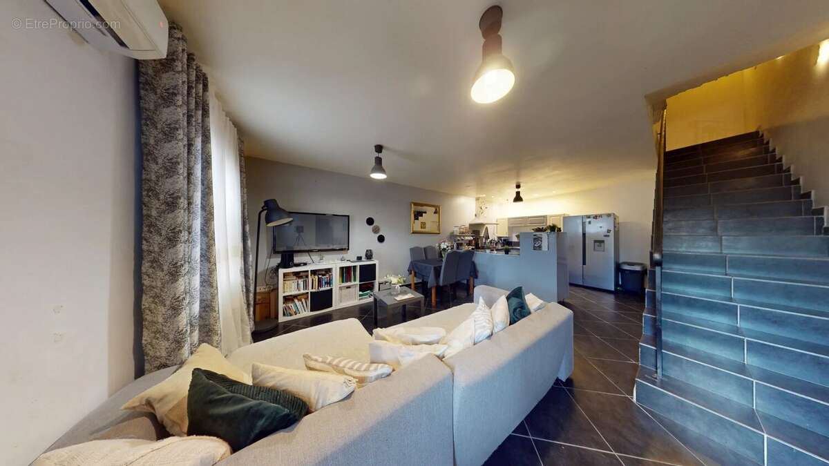 Maison à PORT-DE-BOUC