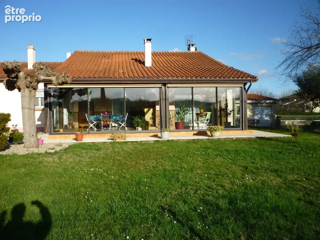 À vendre   Maison de plain-pied 4 pièces   136 m2   CONDEZAYGUES (47)   238 000 € - photo 3