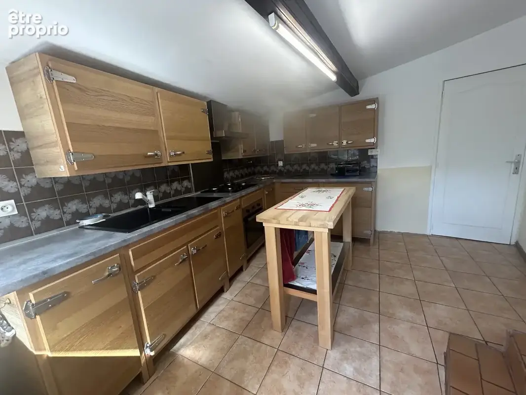 Maison 6 pièces 92 m² à vendre à Pont-D'ouilly (14690) - photo 5