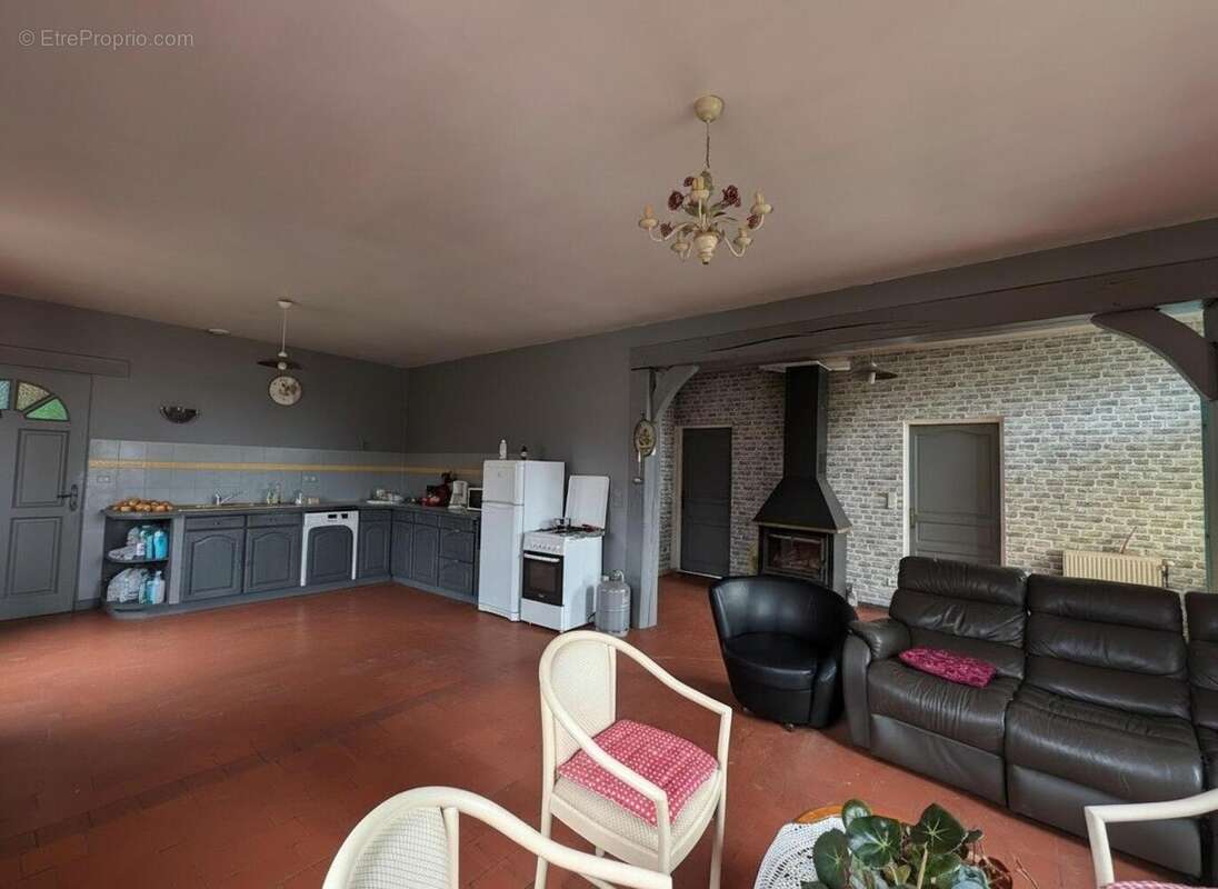 Photo 9 - Maison à LACHAPELLE-AUX-POTS