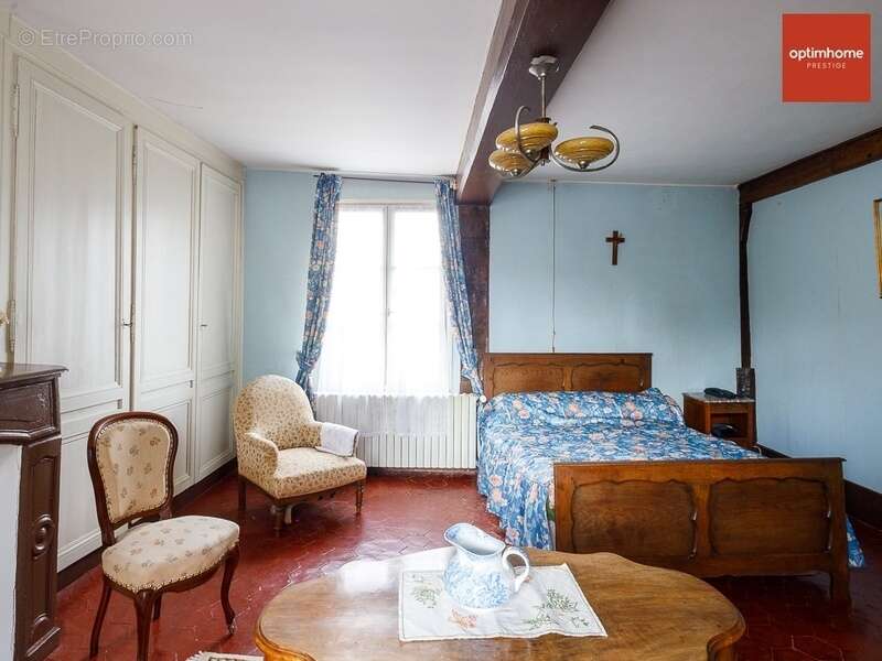 Maison à CORMEILLES