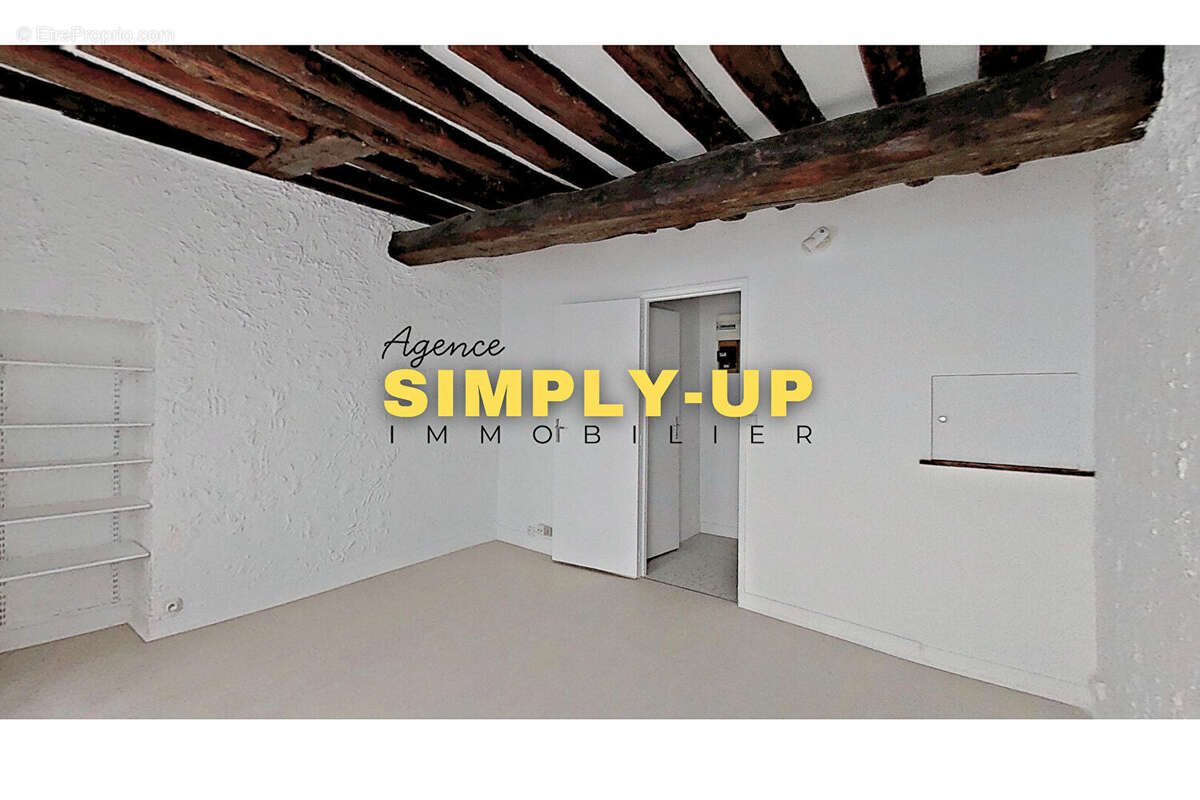 Appartement à PARIS-7E