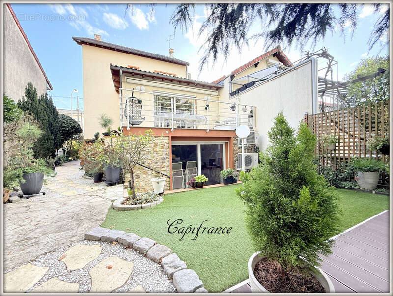 Maison à AULNAY-SOUS-BOIS