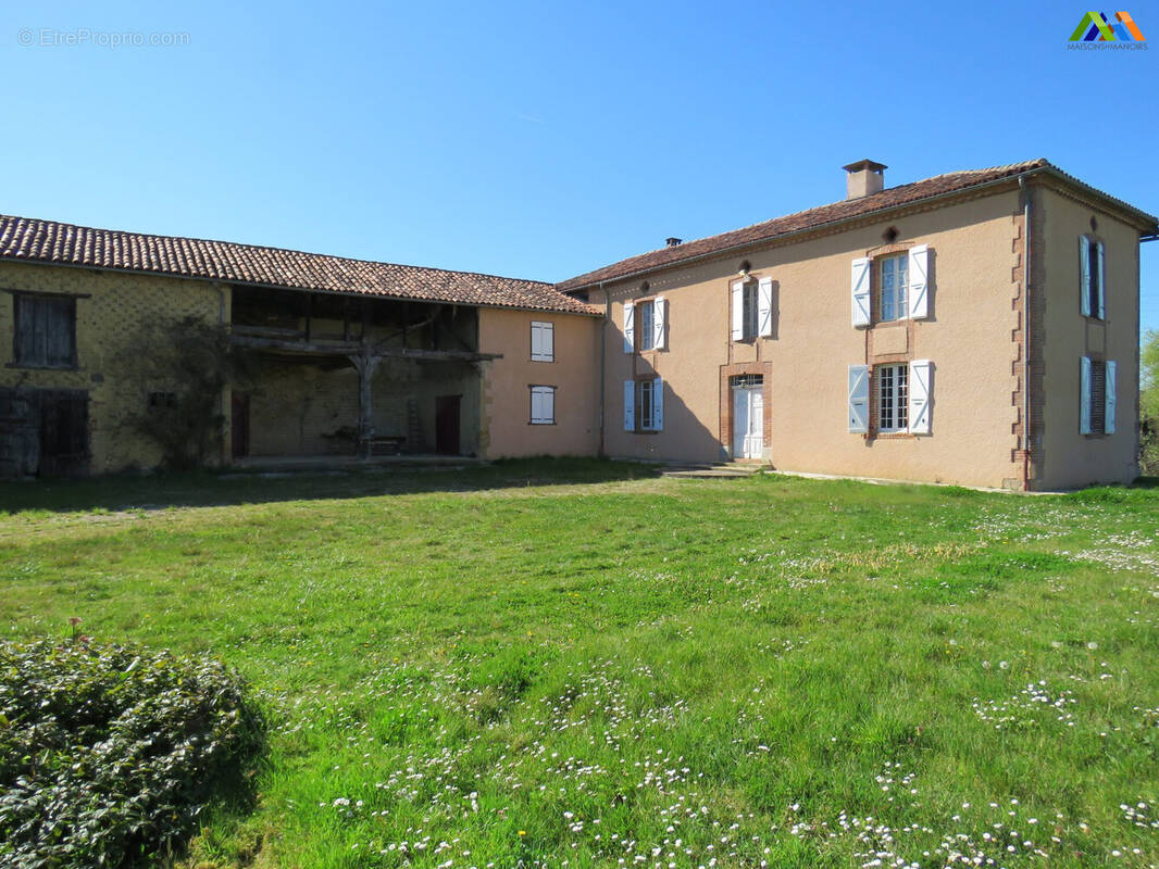 ferme isolée avec vue , private farm - Maison à CASTELNAU-MAGNOAC