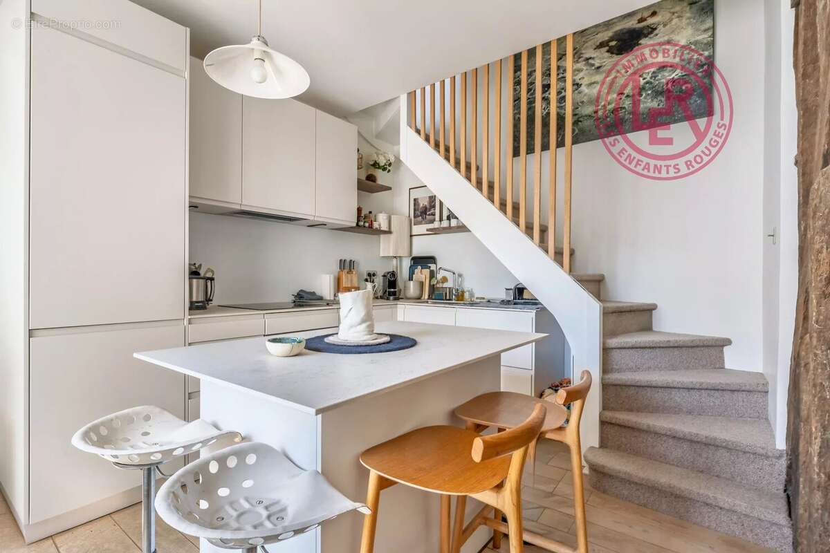 Appartement à PARIS-2E
