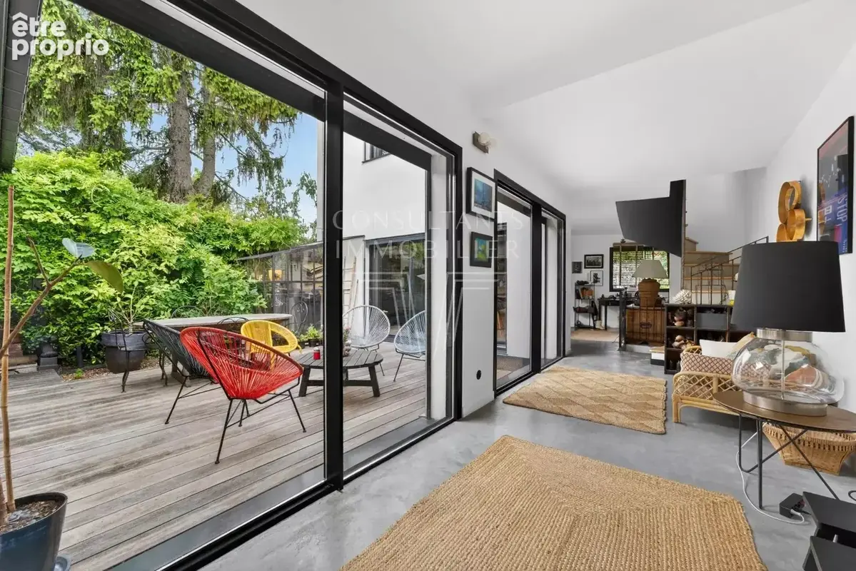 Suresnes . maison/patio 4 chambres - photo 22