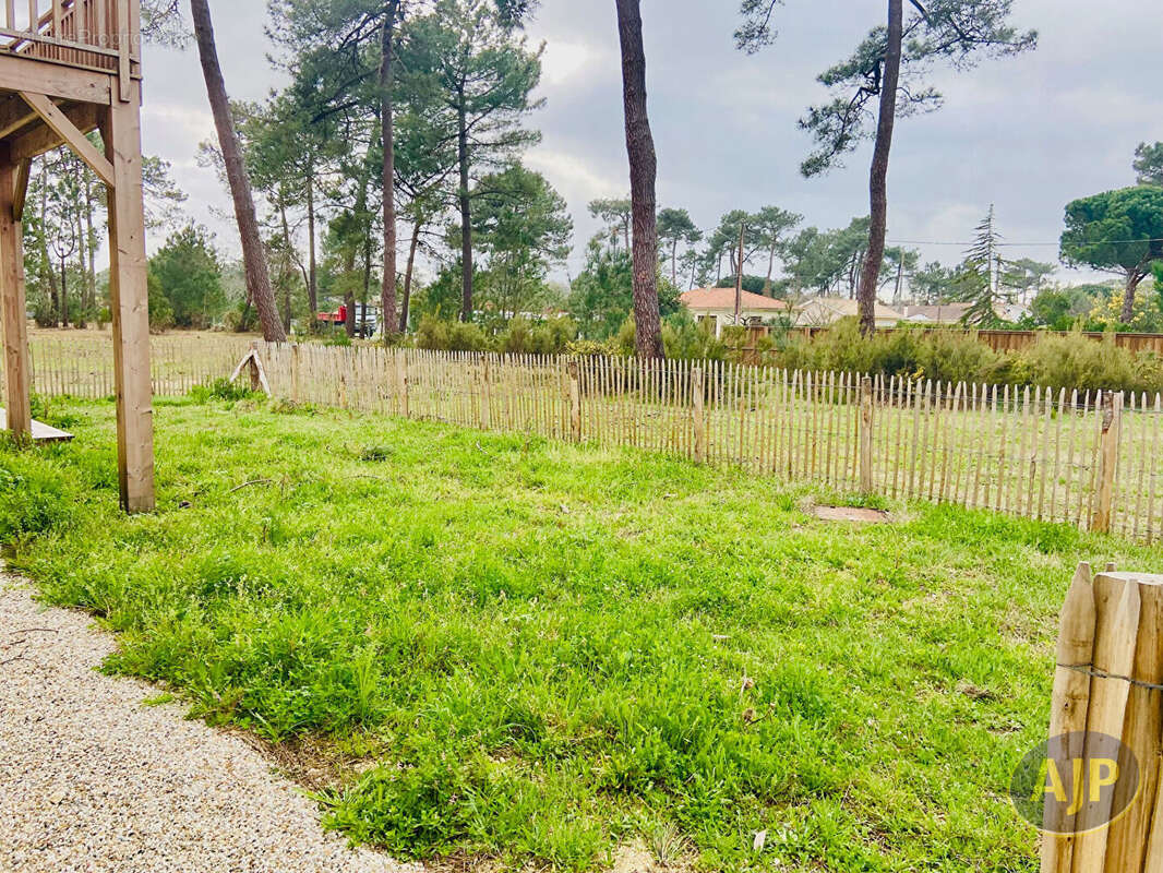 Appartement à VENDAYS-MONTALIVET