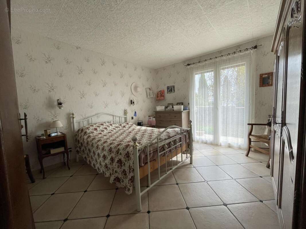 Maison à SAINT-FELIX-DE-LODEZ