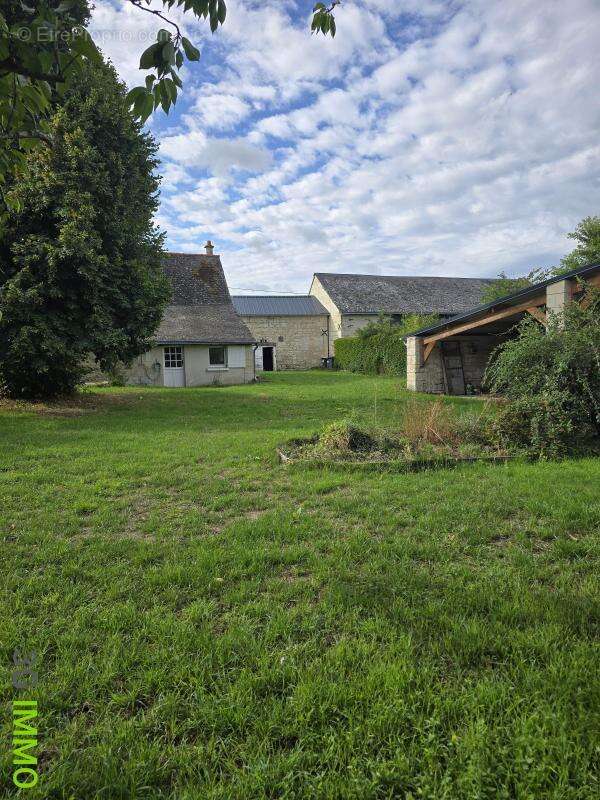 Maison à VARENNES-SUR-LOIRE