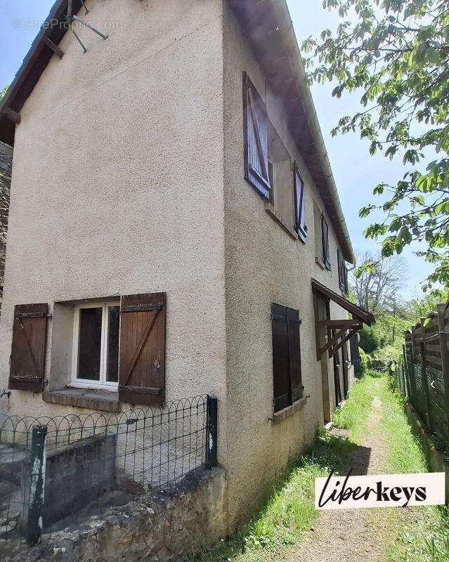 Maison à SAINTE-MESME